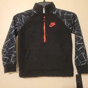 NEW Nike Fleece‎ Sweater Kids 5 4-5YRS Black Logo Quater Zip Pullerover Outdoor